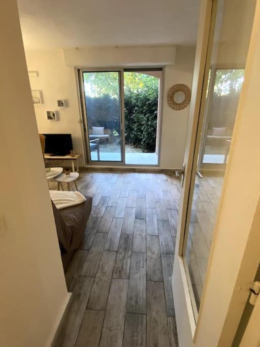 Studio Cabine Avec Jardin Appartement Canet-en-Roussillon Buitenkant foto